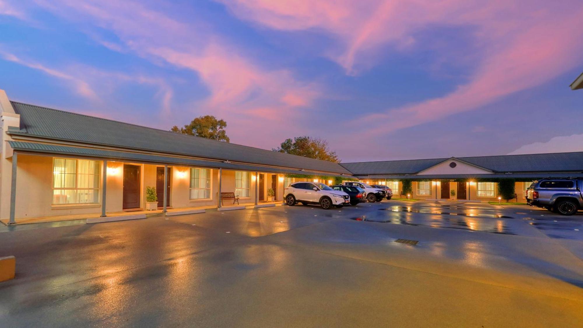 Breakout Motor Inn Cowra Exteriér fotografie